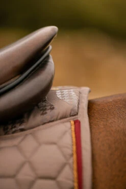 Horze Kenya Vielseitigkeitsschabracke -Pferdebedarf Verkauf 17444 753 06