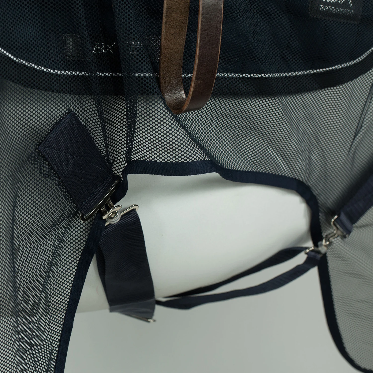 Horze Orleans Fliegen-Ausreitdecke 18 Horze Orleans Fliegen-Ausreitdecke – Bild 18