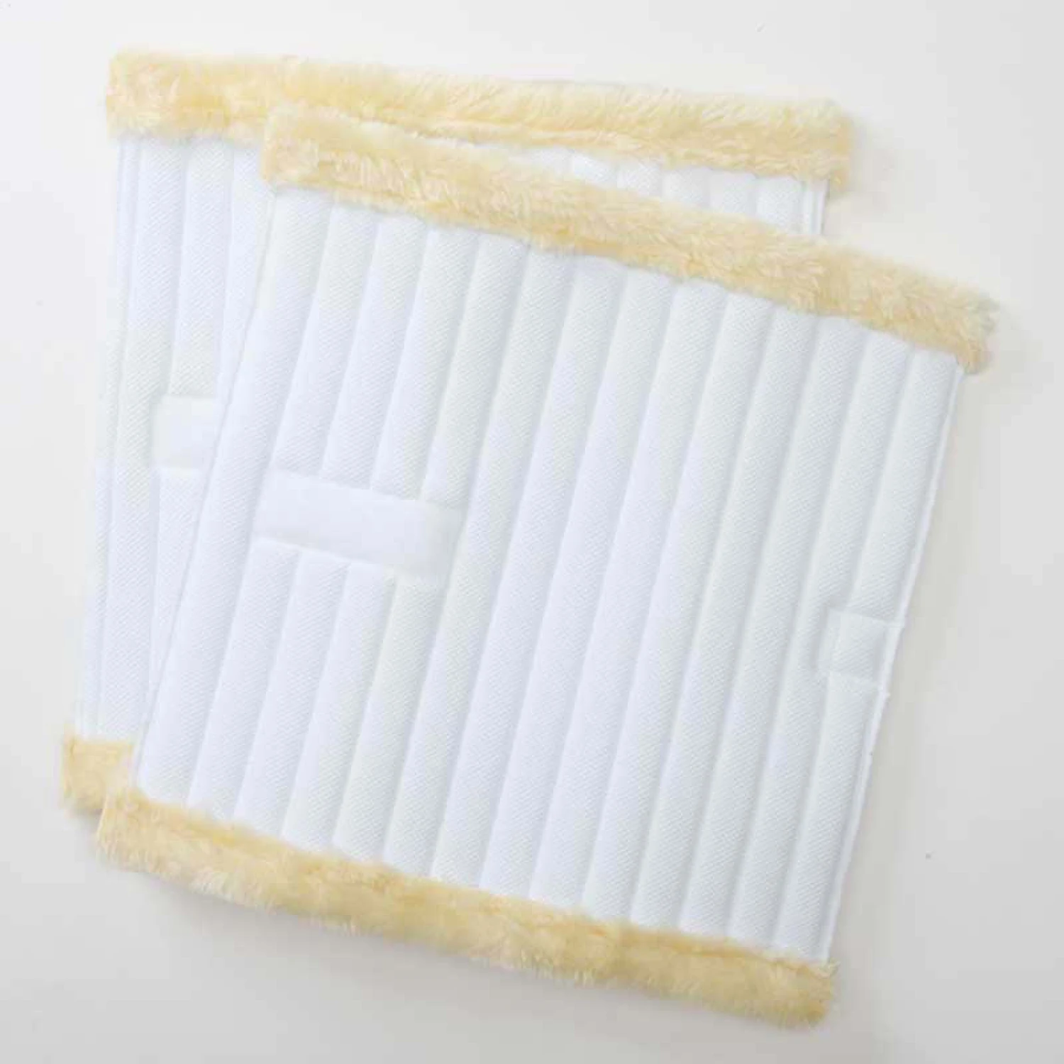 Kavalkade Bandagen-Unterlagen Wool Mit Kunstlammrand 3 Kavalkade Bandagen-Unterlagen Wool Mit Kunstlammrand – Bild 3