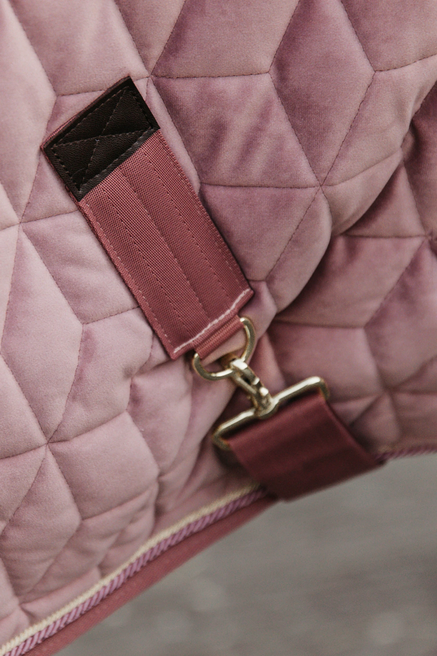 Kentucky Horsewear Velvet Turnierdecke, 160g 20 Kentucky Horsewear Velvet Turnierdecke, 160g – Bild 20