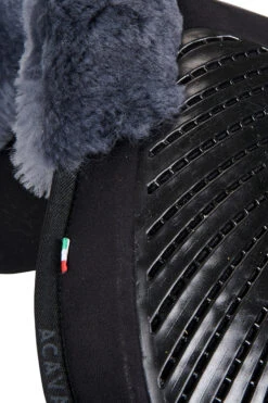 Acavallo Close Contact Gel & Memory Foam Pad Mit Lammfell 35 Acavallo Close Contact Gel & Memory Foam Pad Mit Lammfell -Pferdebedarf Verkauf 342256 BL B 4