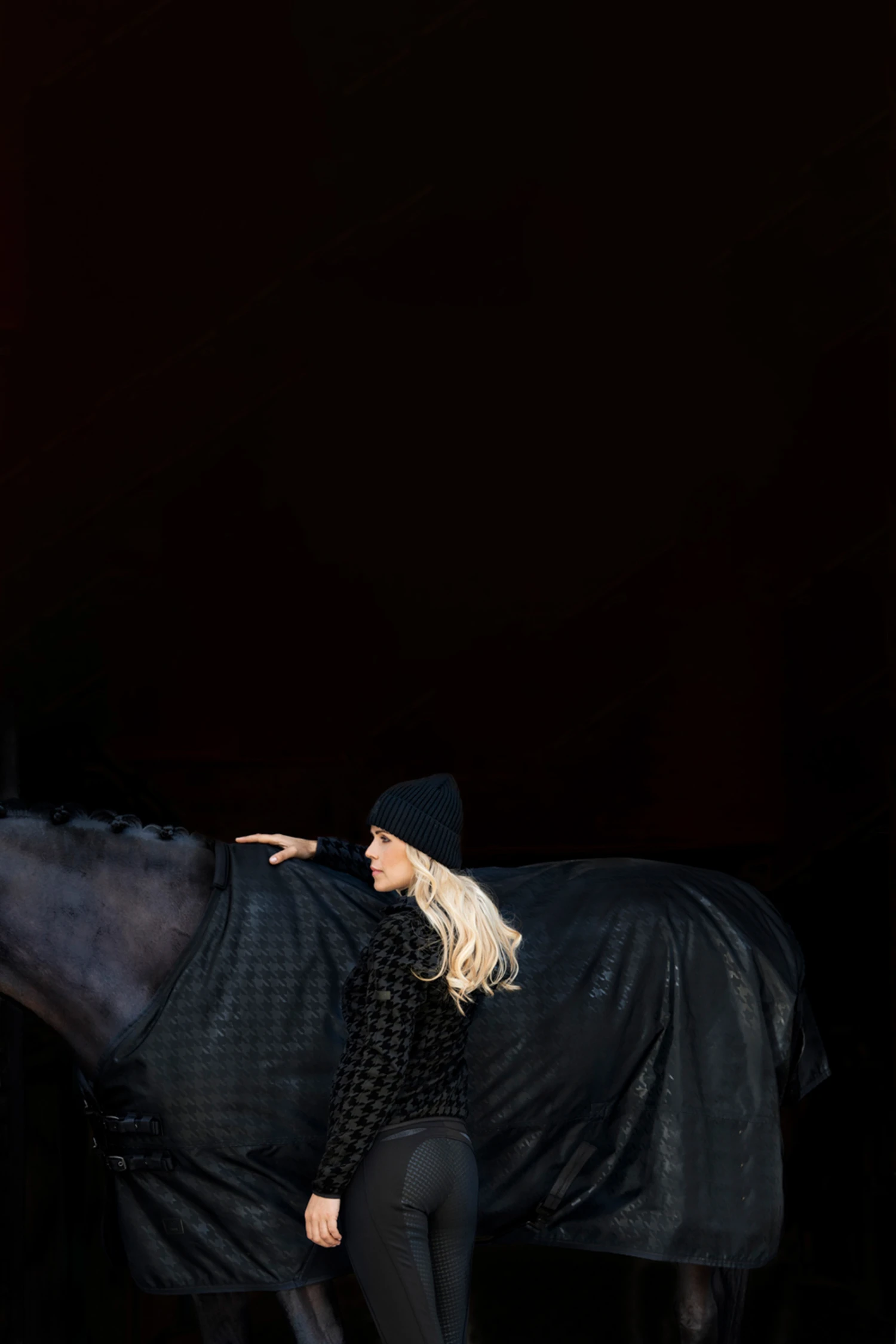 Eskadron Essence 22/23 Alpha 1680 Weidedecke, 150g 2 Eskadron Essence 22/23 Alpha 1680 Weidedecke, 150g – Bild 2